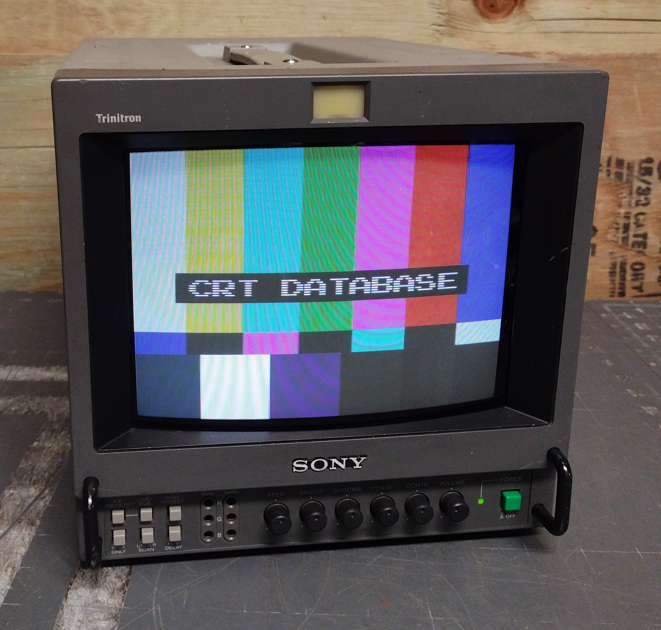 業務用 トリニトロン ビデオモニター SONY PVM-8041Q Sony PVM-8041Q | CRT Database